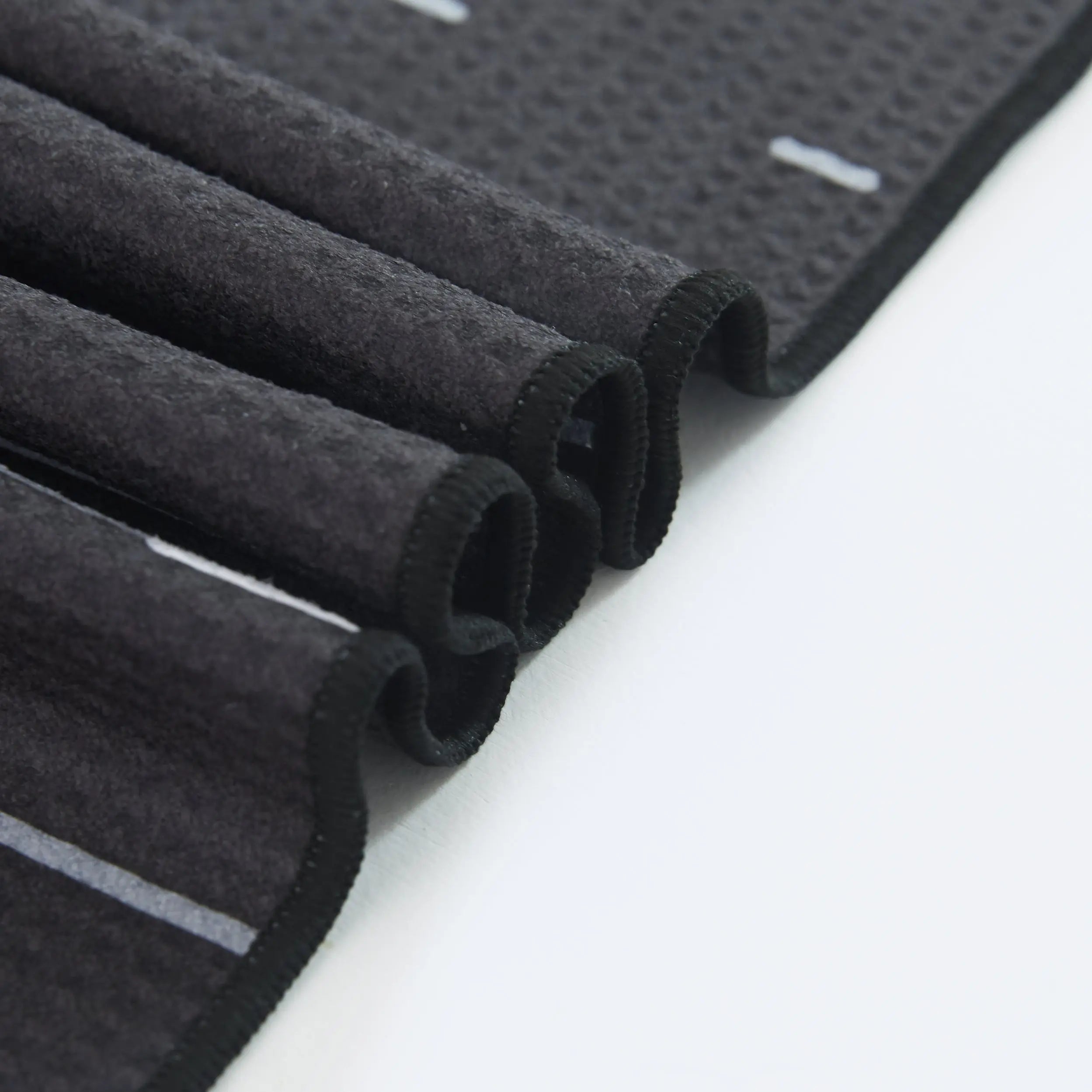 Black Steel Bath Towel Newlyfe