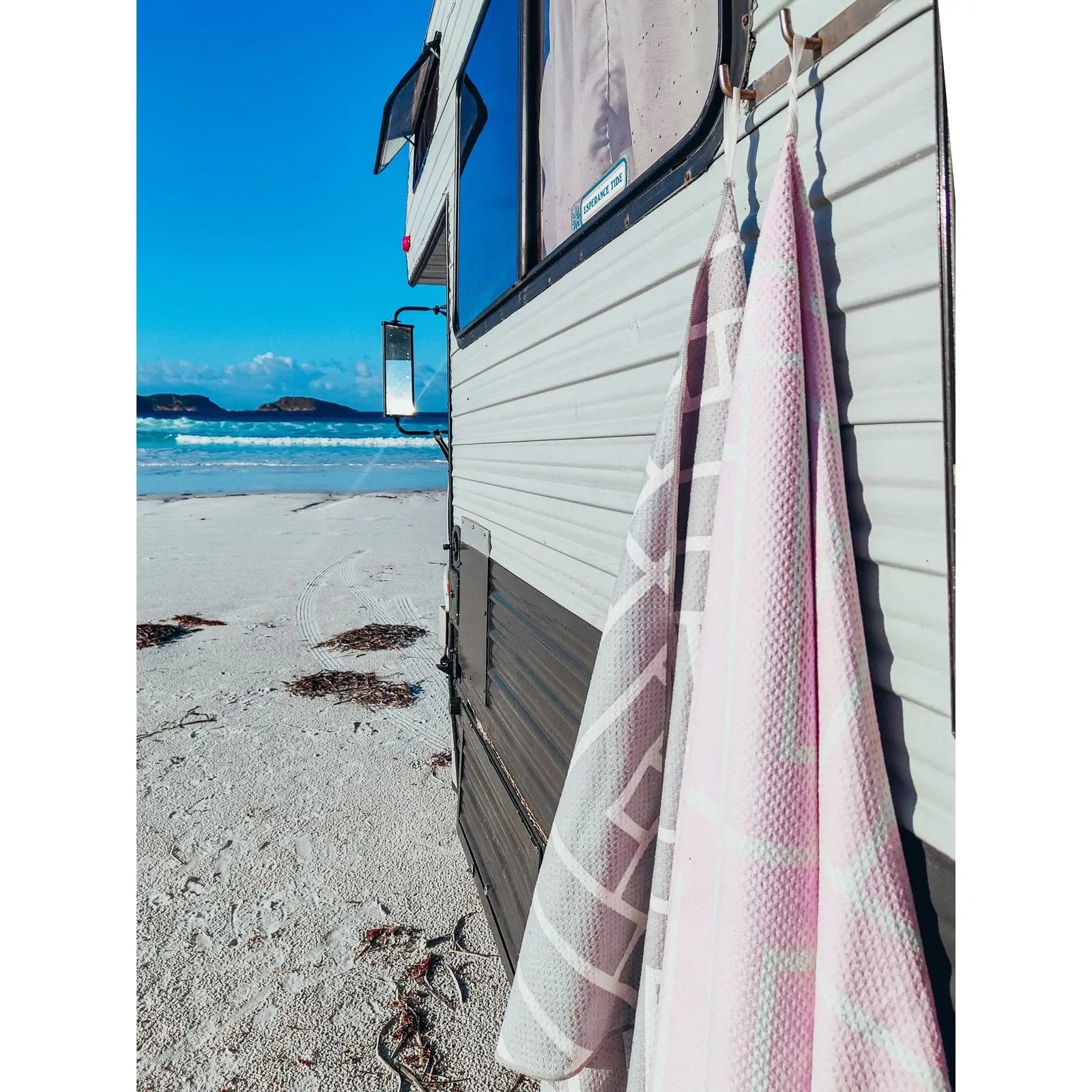 2 Pack Bath Towel Bundle Newlyfe