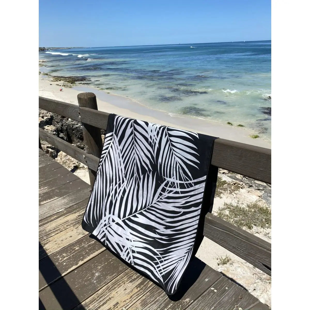 NEWLYFE SAND FREE MICROFIBER BEACH TOWEL
